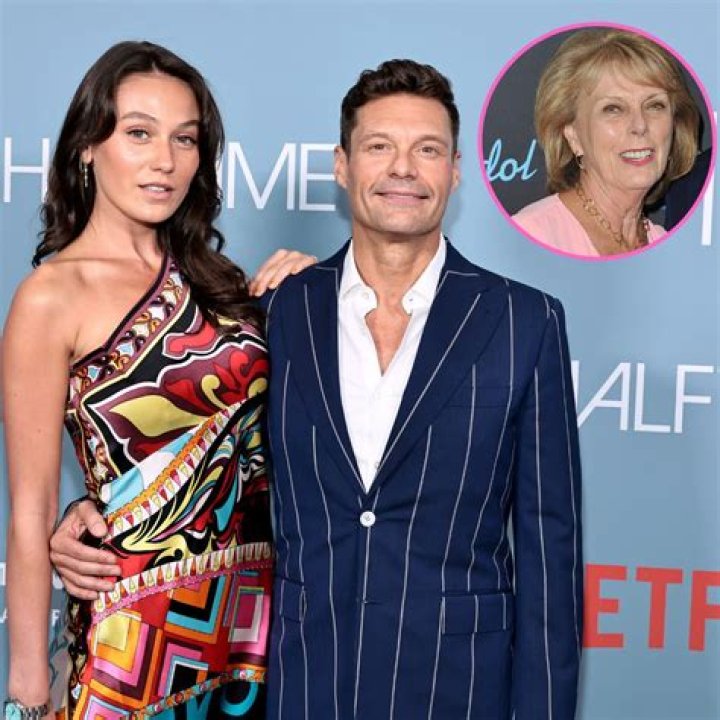 How old is Aubrey Paige and whats her age difference from Ryan Seacrest? Tue 7 March 2023 08