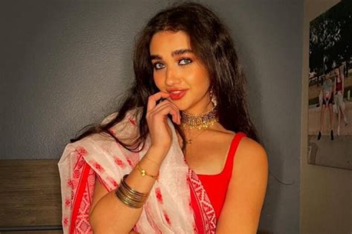 Is Lala Sadii's Age A Mystery?