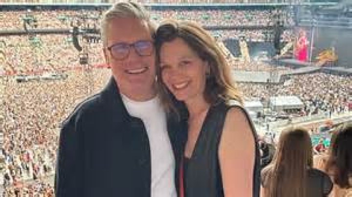 Who Is Keir Simmons' Wife Jessica Binns? Here's All We Know About His Love Life